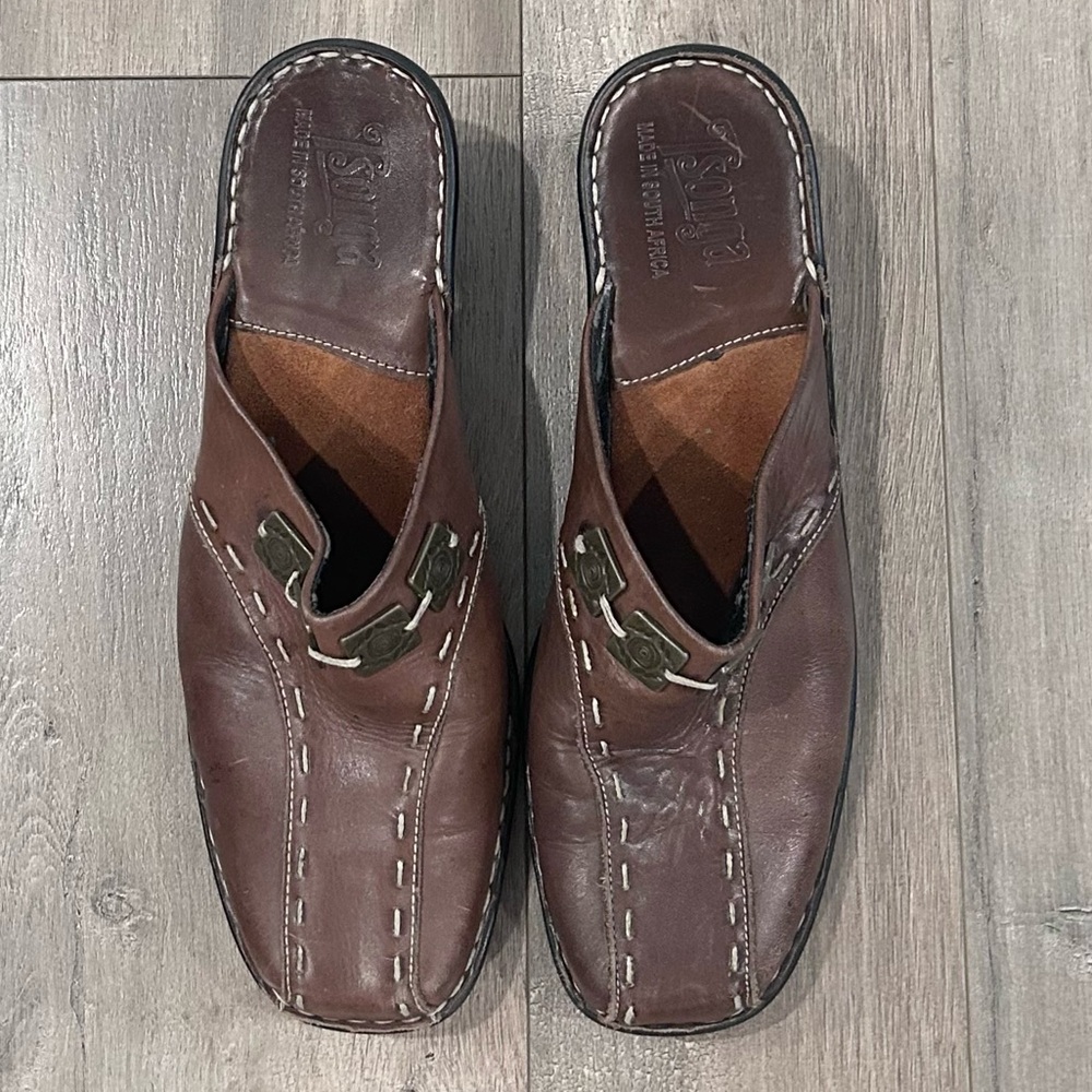 Women's Brown Leather Mules